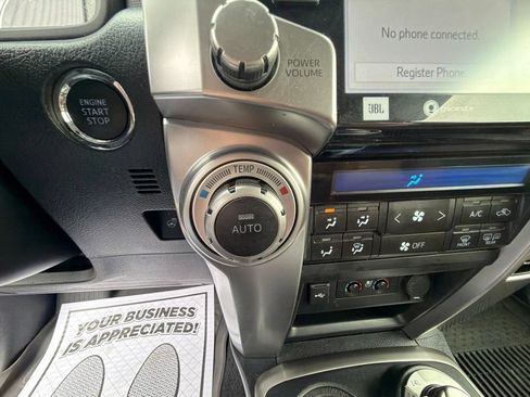 Used 2024 Toyota 4Runner Limited AWD/4WD image 36