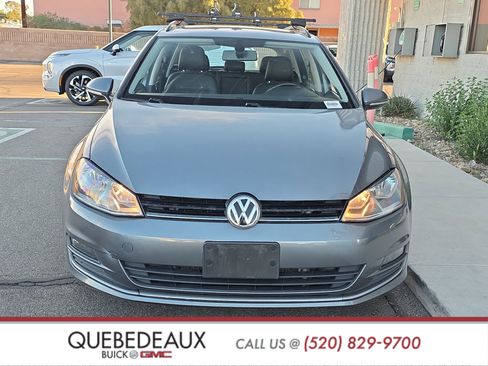 Used 2015 Volkswagen Golf SE image 2