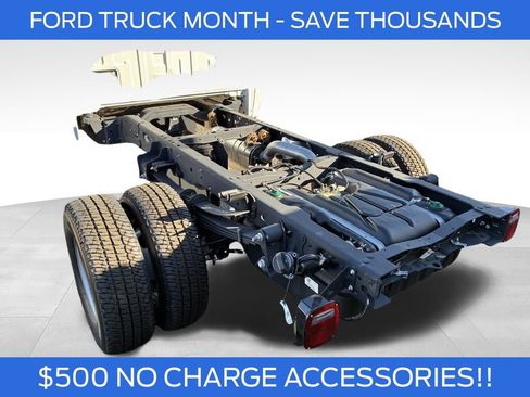 New 2025 Ford F350 XL w/ XL Chrome Package image 5