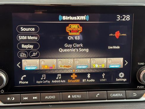 Used 2024 Nissan Rogue SV image 18