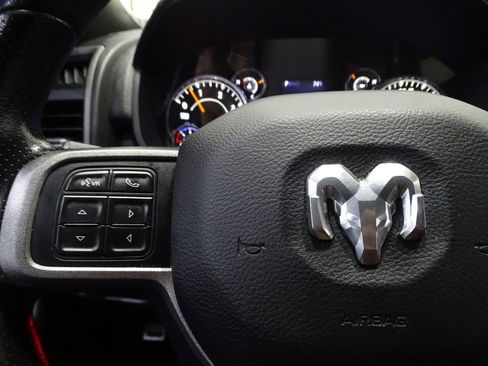 Used 2021 RAM 2500 Tradesman w/ Chrome Appearance Group image 23