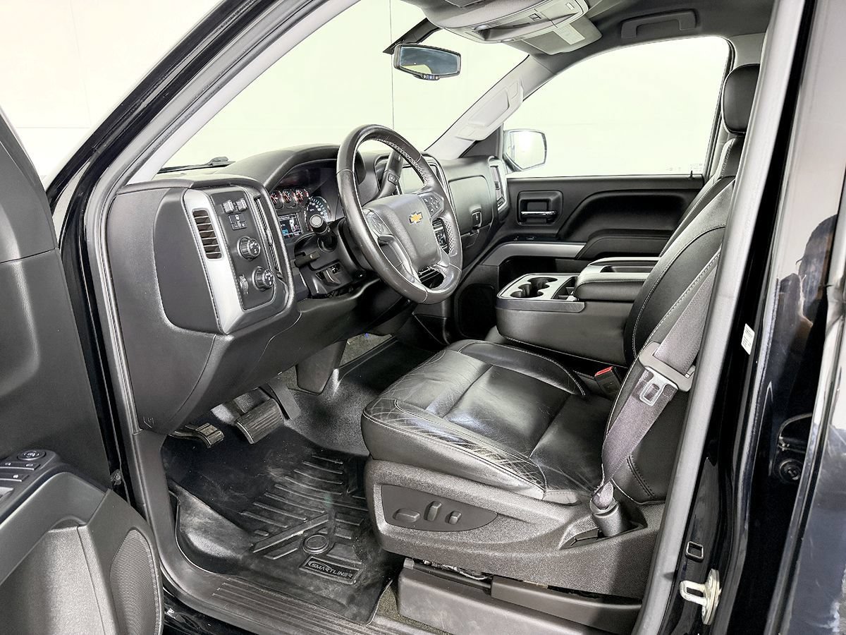 Used 2017 Chevrolet Silverado 1500 LT w/ All Star Edition AWD/4WD image 33