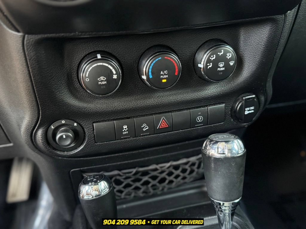 Used 2013 Jeep Wrangler Sahara w/ Connectivity Group AWD/4WD image 17