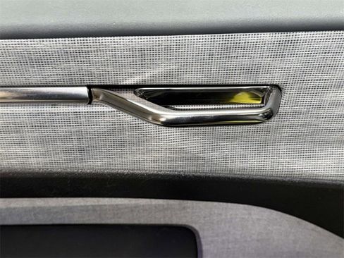 Used 2025 Volvo EX30 Ultra image 21