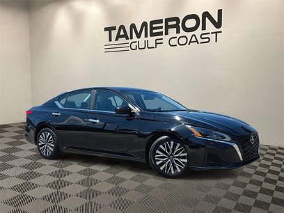 Used 2023 Nissan Altima 2.5 SV