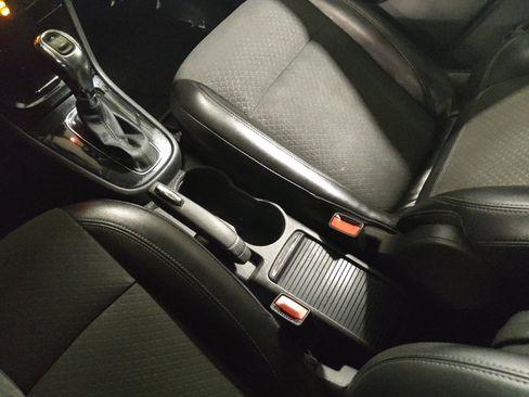 Used 2020 Buick Encore Preferred image 26