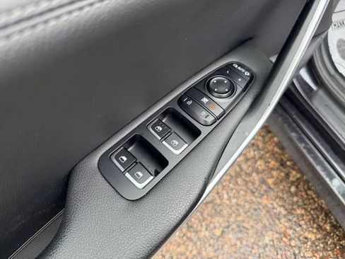 Used 2019 Kia Stinger AWD/4WD image 13