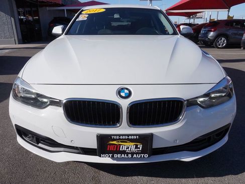 Used 2017 BMW 320i Sedan image 3