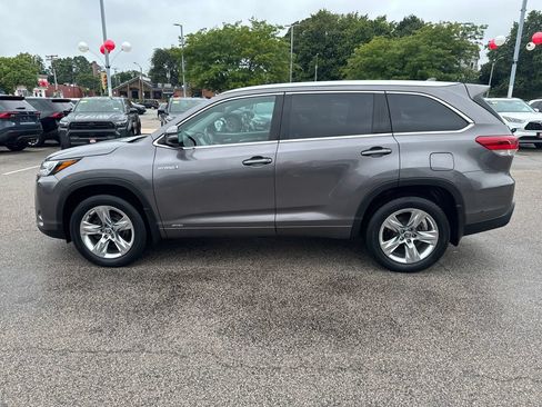 Used 2019 Toyota Highlander Limited AWD/4WD image 4