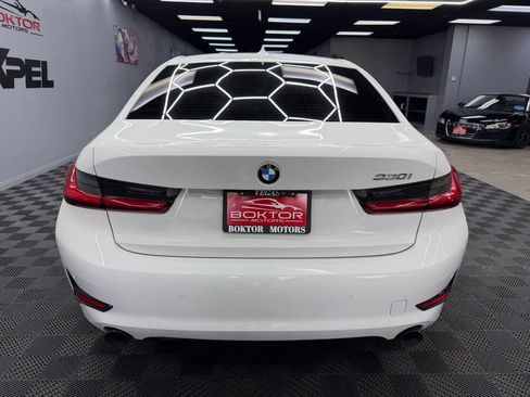 Used 2020 BMW 330i Sedan w/ Convenience Package RWD image 12