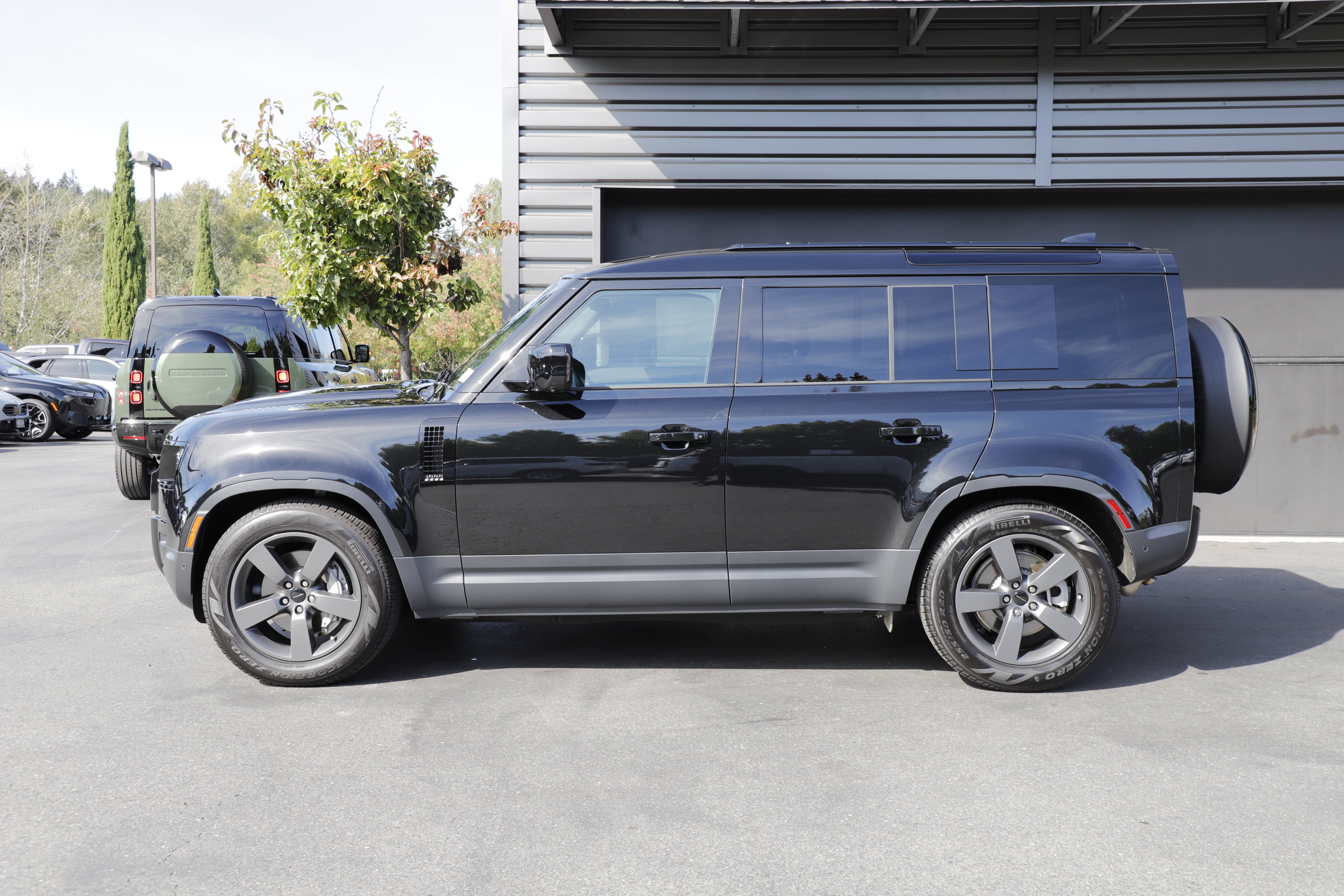 Certified 2026 Land Rover Defender 110 S AWD/4WD image 7