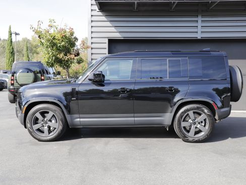 Certified 2026 Land Rover Defender 110 S AWD/4WD image 7