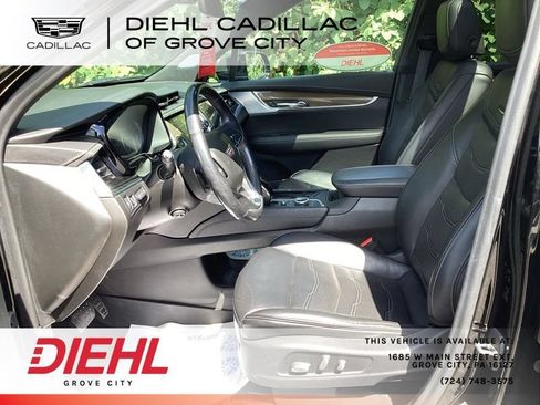 Used 2020 Cadillac XT6 Premium Luxury w/ Platinum Package AWD/4WD image 20
