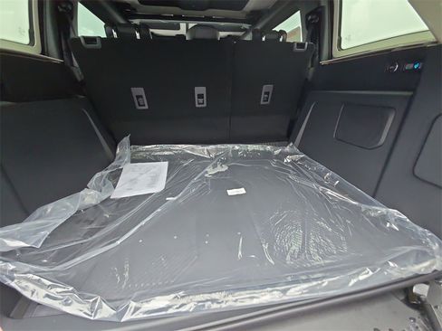 New 2025 Ford Bronco Raptor w/ Interior Carbon Fiber Pack image 29