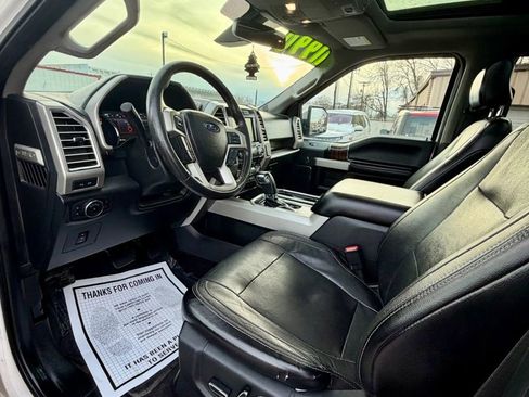 Used 2015 Ford F150 Lariat w/ Equipment Group 502A Luxury AWD/4WD image 28