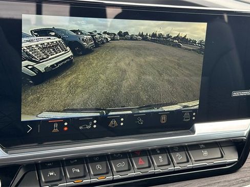 New 2026 GMC Sierra 1500 SLT w/ SLT Premium Plus Package image 10