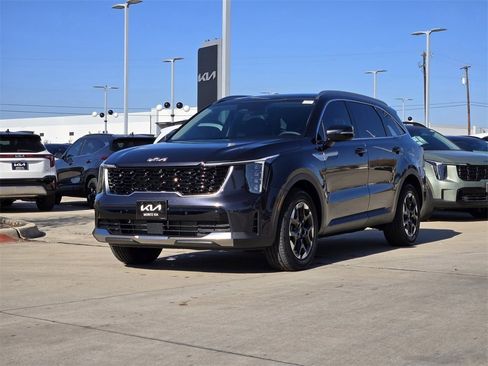 New 2026 Kia Sorento S w/ S Panoramic Sunroof Package image 10