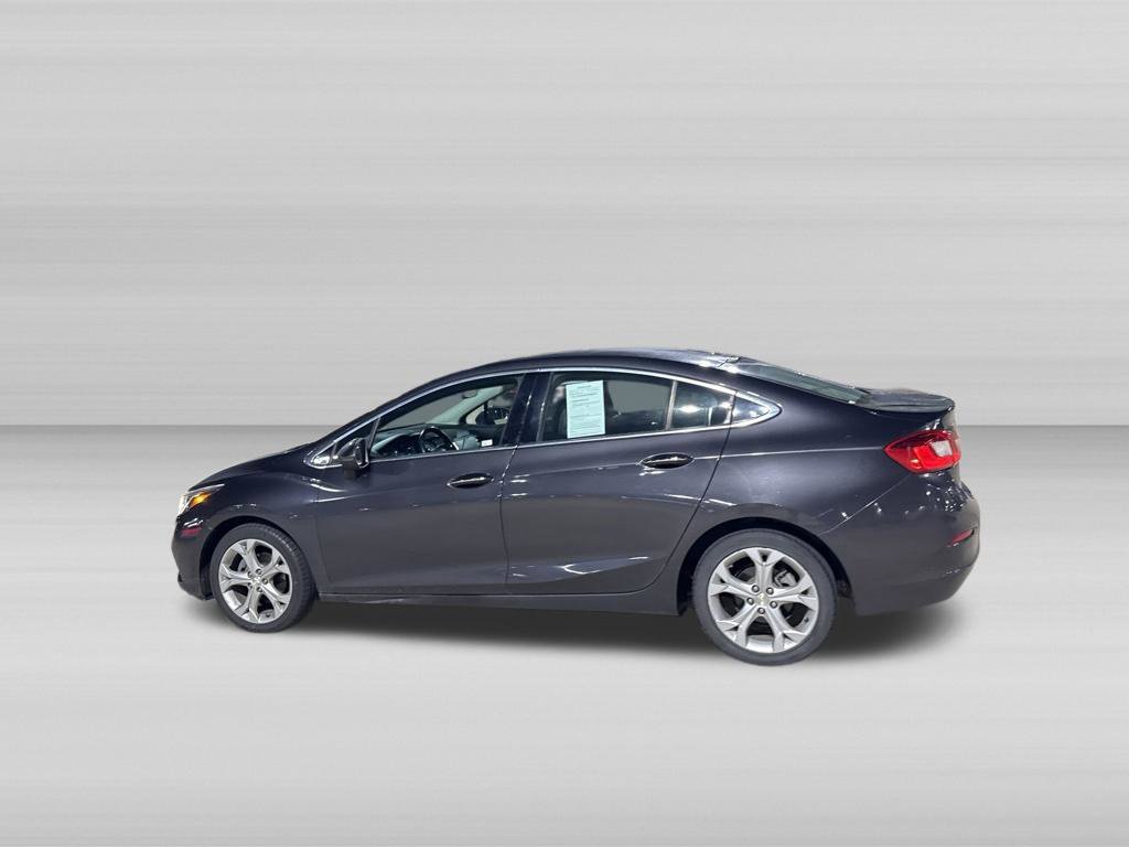 Used 2017 Chevrolet Cruze Premier FWD image 9
