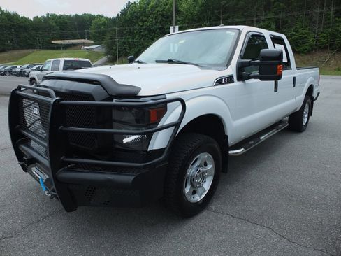 Used 2016 Ford F250 XLT AWD/4WD image 7