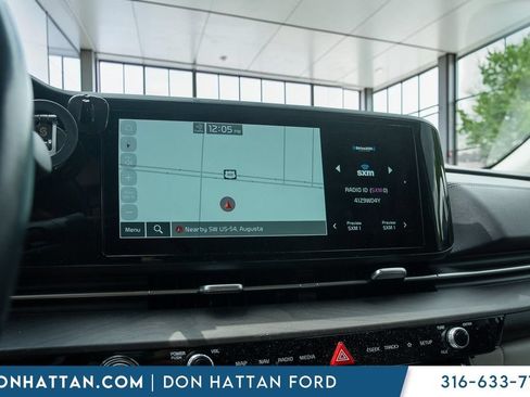 Used 2022 Kia Carnival SX FWD image 7