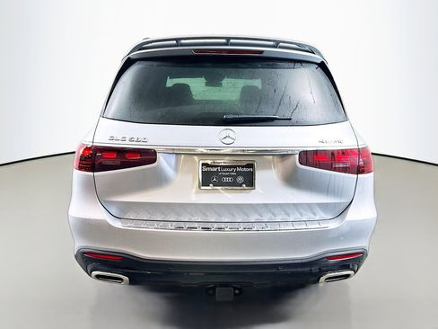 New 2026 Mercedes-Benz GLS 580 4MATIC image 6