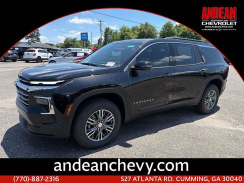 New 2026 Chevrolet Traverse LT FWD image 1