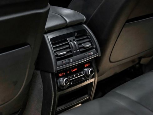Used 2018 BMW X5 xDrive50i AWD/4WD image 41