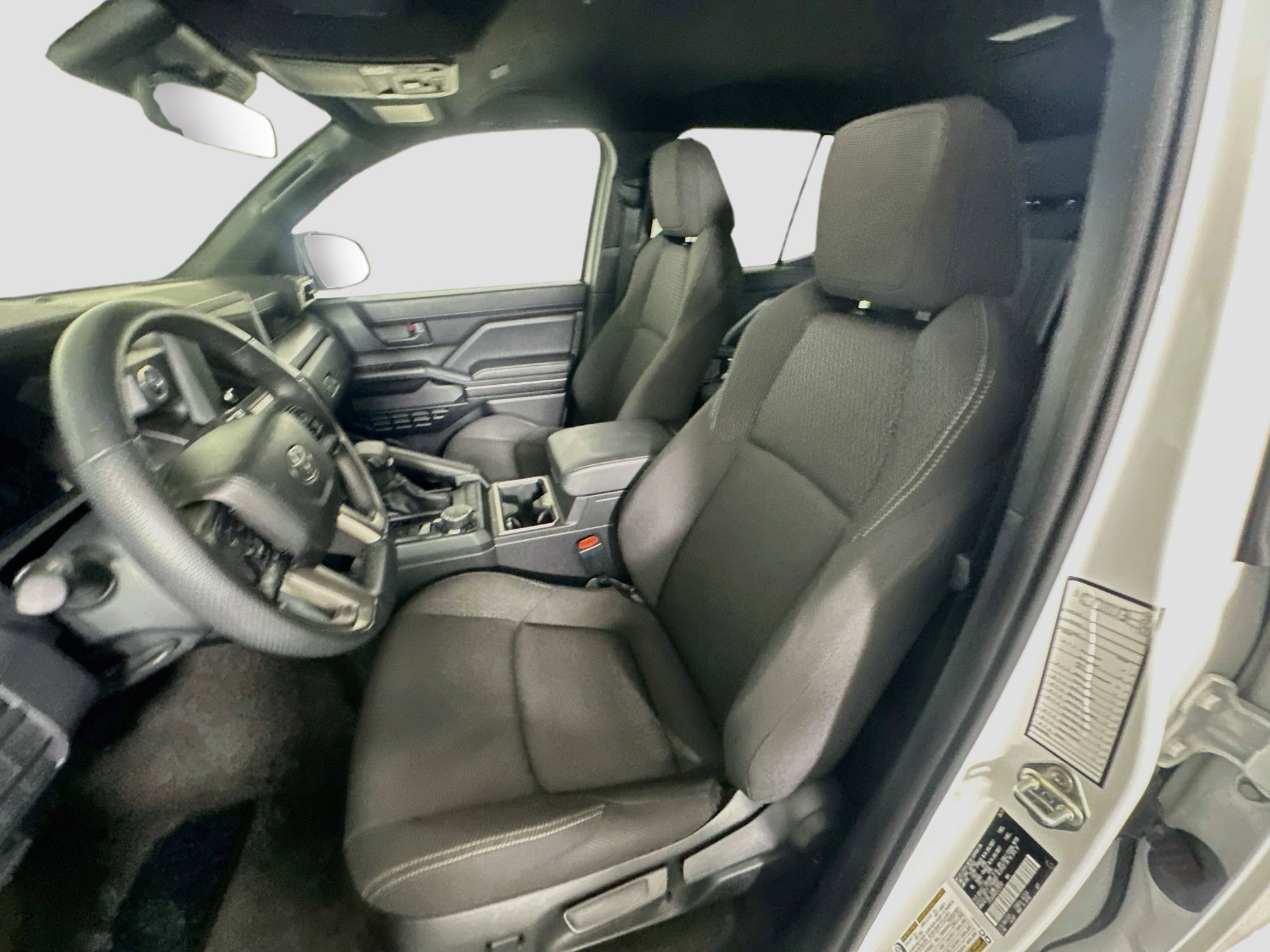 Used 2025 Toyota 4Runner SR5 AWD/4WD image 13