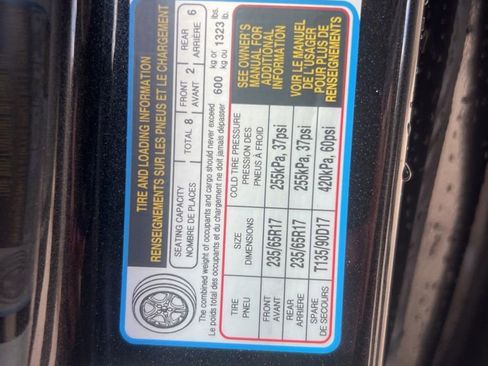 Used 2025 Kia Carnival image 31