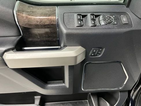 Used 2022 Ford F350 Lariat w/ Tremor Off-Road Package AWD/4WD image 22