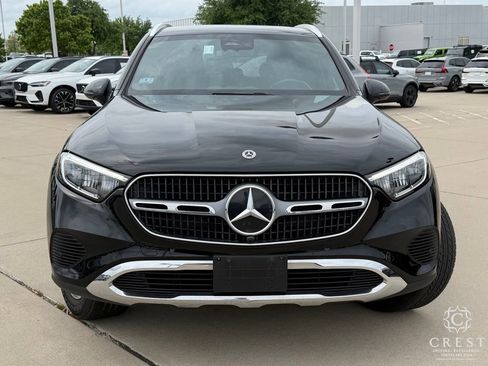 Used 2024 Mercedes-Benz GLC 300 4MATIC image 2