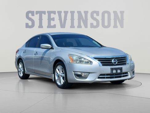 Used 2014 Nissan Altima 2.5 SV FWD image 7