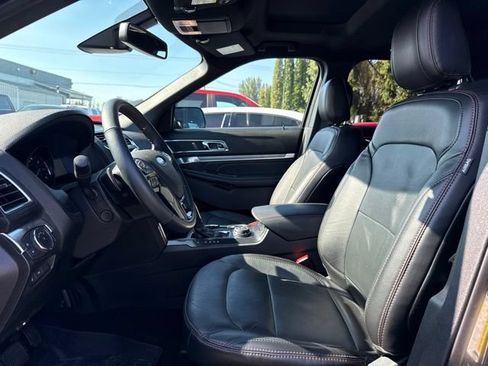 Used 2019 Ford Explorer Sport w/ Equipment Group 401A AWD/4WD image 6