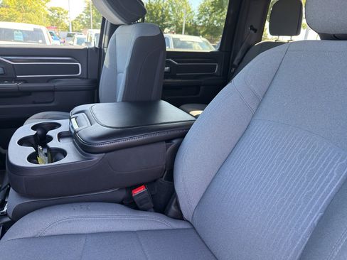 Used 2024 RAM 2500 Big Horn w/ Bed Utility Group image 14