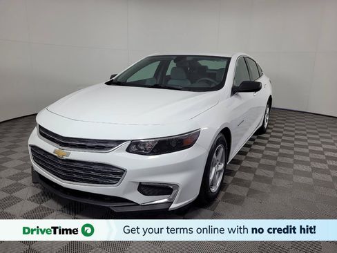 Used 2018 Chevrolet Malibu LS FWD image 1