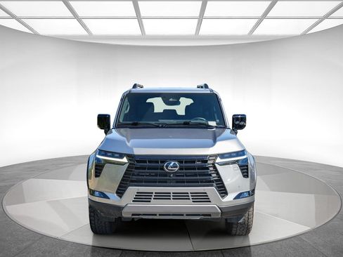 Used 2025 Lexus GX 550 AWD/4WD image 6