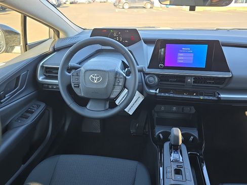 New 2026 Toyota Prius LE image 21