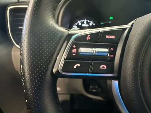 Used 2022 Kia Sportage SX AWD/4WD image 16