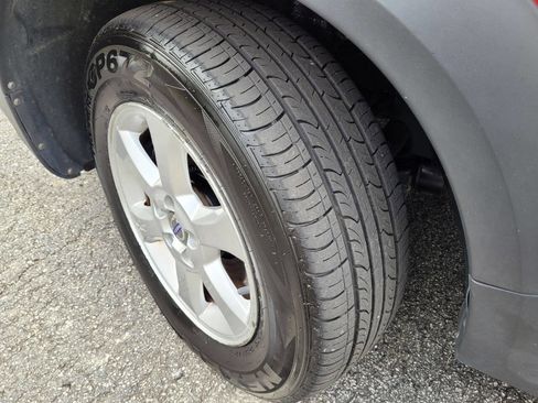 Used 2011 Volvo XC70 3.2 image 18