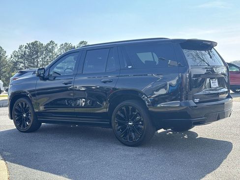 Used 2024 Cadillac Escalade Sport Platinum image 8