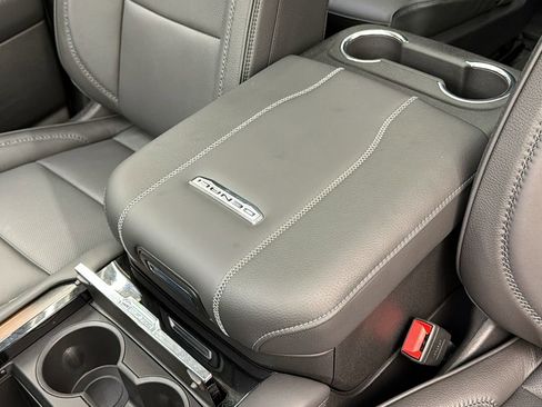 Used 2026 GMC Yukon XL Denali w/ Sun & Power Step Package AWD/4WD image 23