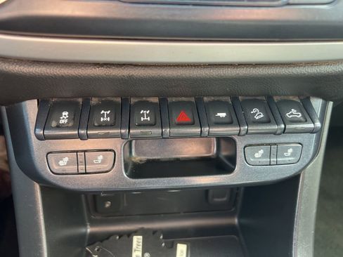 Used 2018 Chevrolet Colorado ZR2 w/ ZR2 Midnight Special Edition image 33