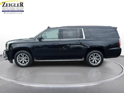 Used 2016 GMC Yukon XL SLE w/ HD Trailering Package AWD/4WD image 8