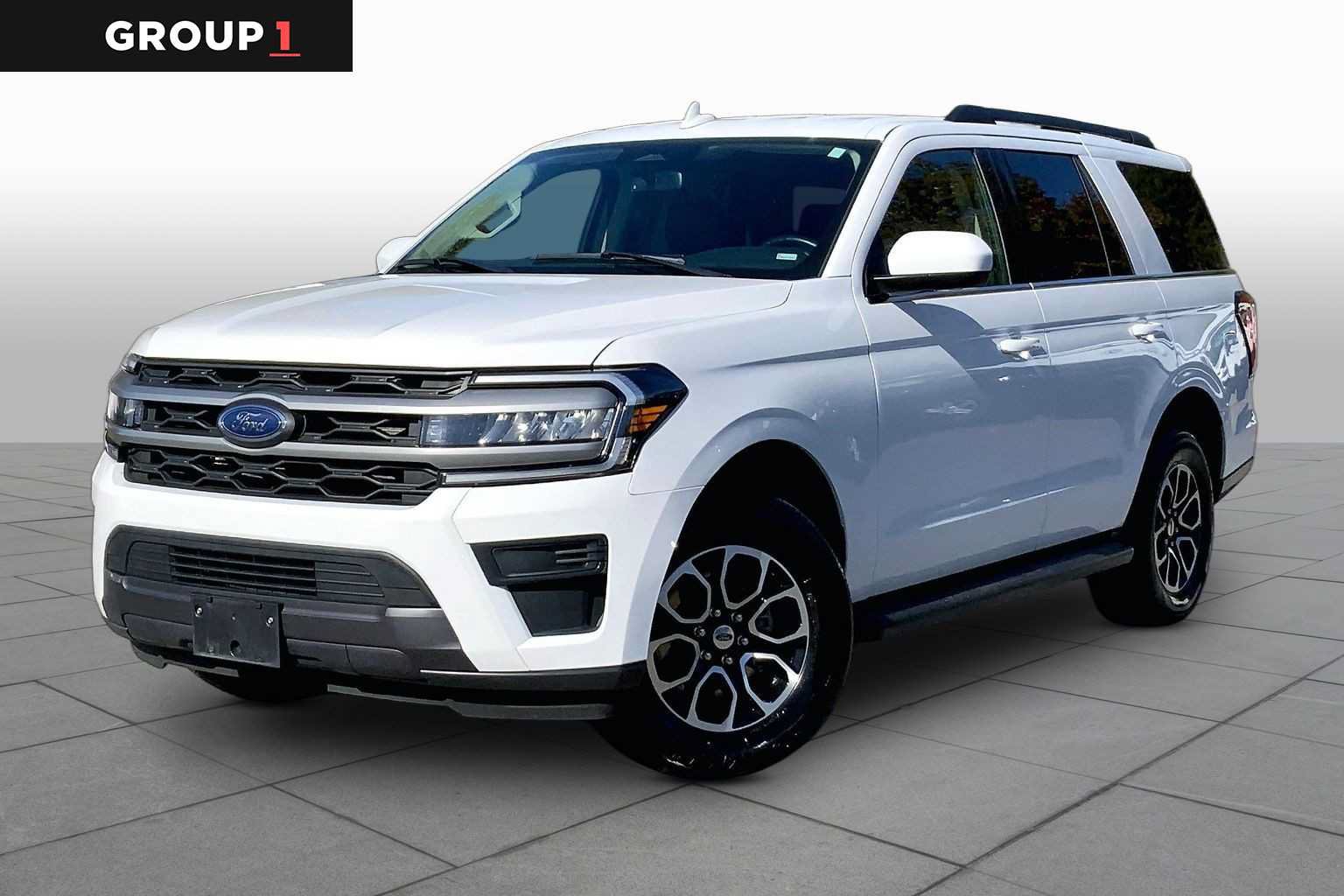 Used 2024 Ford Expedition XLT AWD/4WD image 1