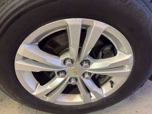Used 2016 Chevrolet Equinox LS AWD/4WD image 37