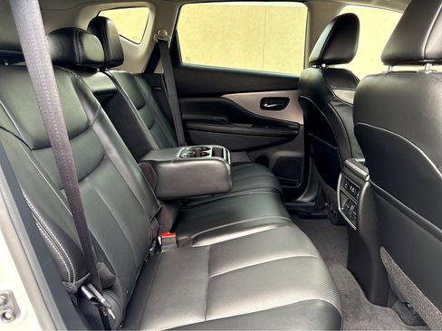 Used 2023 Nissan Murano SL w/ Cargo Package image 21