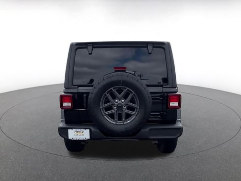 Used 2025 Jeep Wrangler Unlimited Sport AWD/4WD image 11