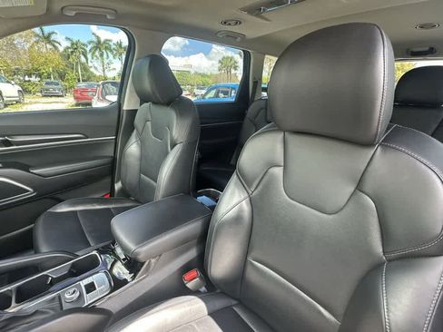 Certified 2023 Kia Telluride S w/ S Sunroof Package image 14