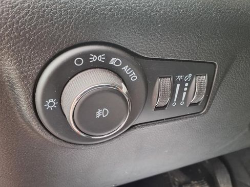 Used 2022 Jeep Compass Latitude w/ Convenience Group image 15