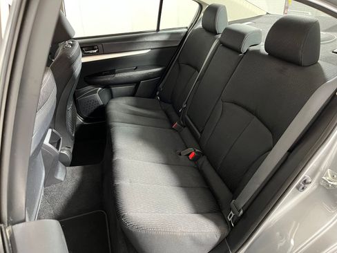 Used 2011 Subaru Legacy 2.5i Premium image 12